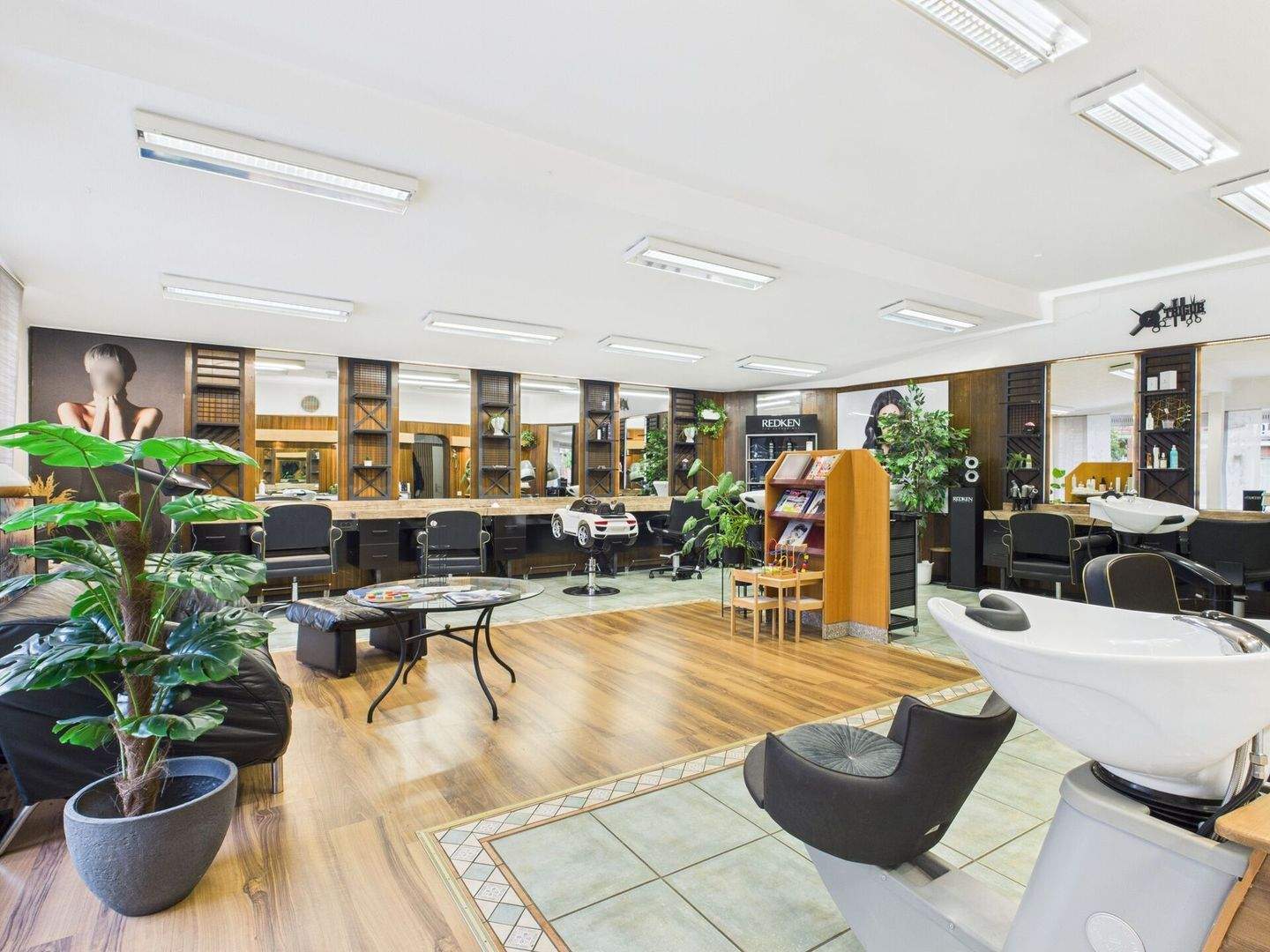 Immobilie in Liebenau - Mehrfamilienhaus mit Gewerbeeinheit in zentraler Lage von Liebenau - Bild 4