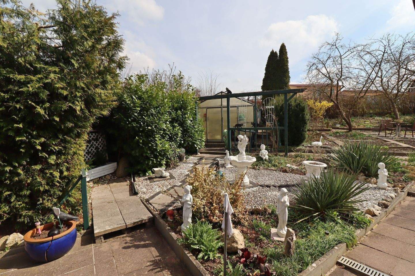 Immobilie in Unterschwaningen - Wohnhaus mit schönem Garten in 91743 Unterschwaningen - Bild 6