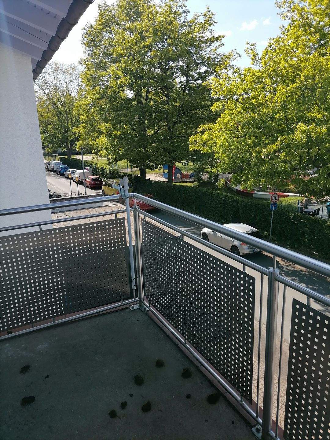 Immobilie in Hochspeyer - MEHRGENERATIONENHAUS oder HAUS mit 3 WOHNUNGEN - Bild 3