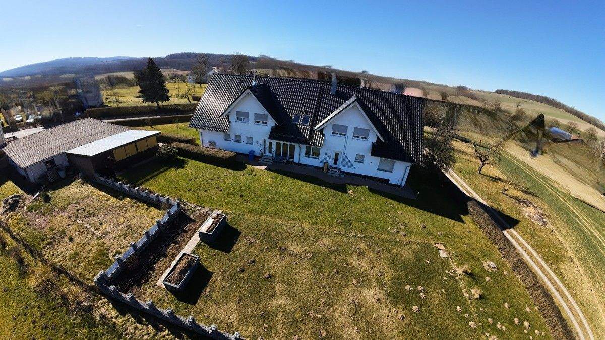 Immobilie in Malsfeld - Großzügiges Zweifamilienhaus in Malsfeld-OT - Bild 2