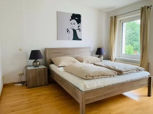 Eine gut geschnittene, möblierte 2-Zimmer-Dachgeschosswohnung (Endtage) Inklusivmiete 1.400,--/Monat inkl.Internet/ ab 01.03.2024 | Wohnung Hamburg