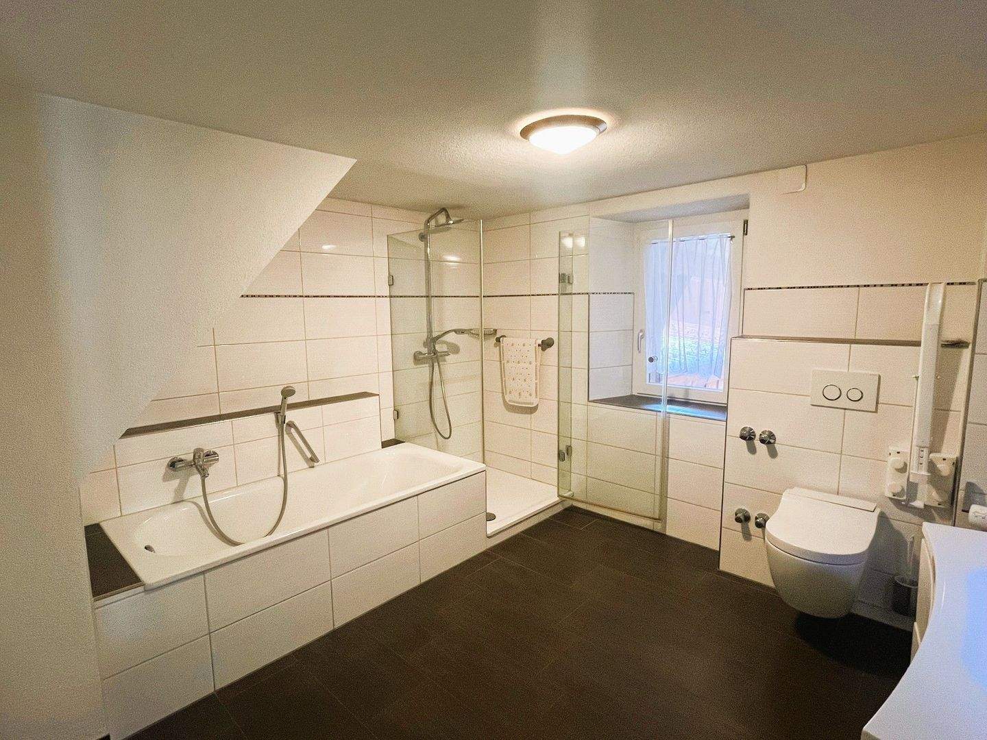 Immobilie in Efringen-Kirchen - Gepflegtes Bauernhaus in Egringen bietet massig Platz und noch mehr Möglichkeiten - Bild 19