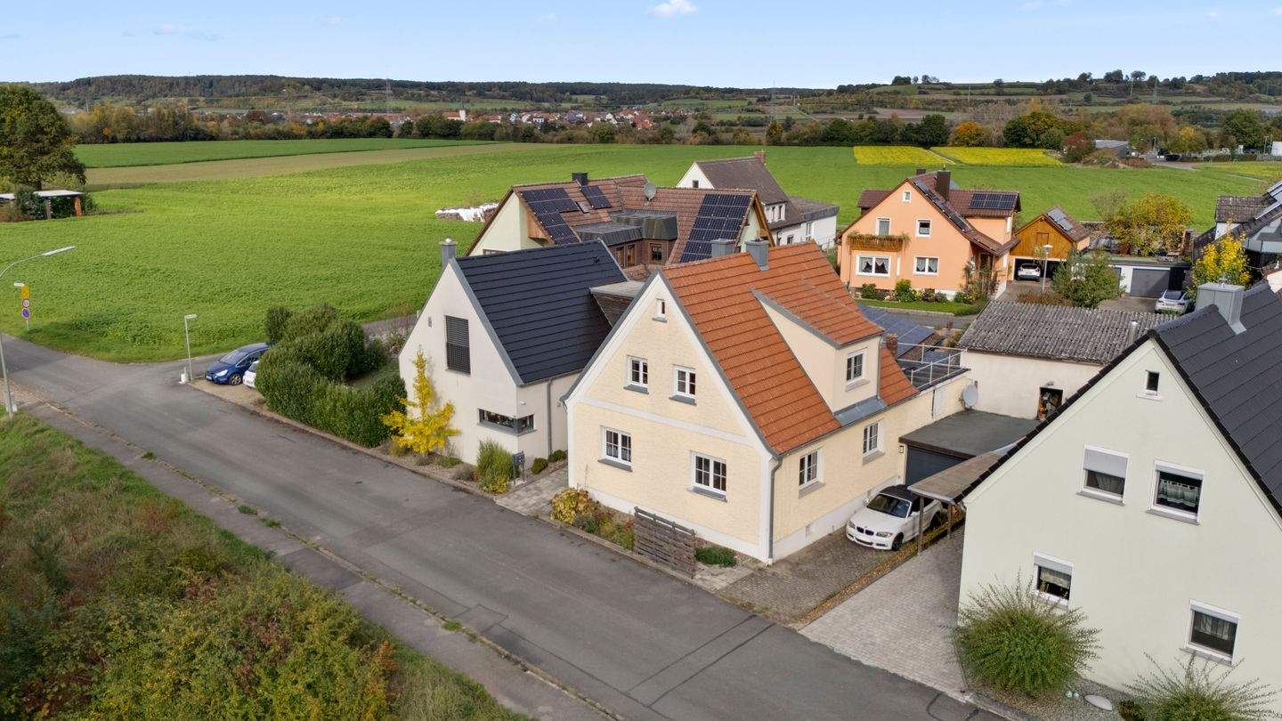 Immobilie in Viereth-Trunstadt - Anbau aus 2014! Zweifamilienhaus mit flexiblen Nutzungsmöglichkeiten und toller Aufteilung - Bild 5