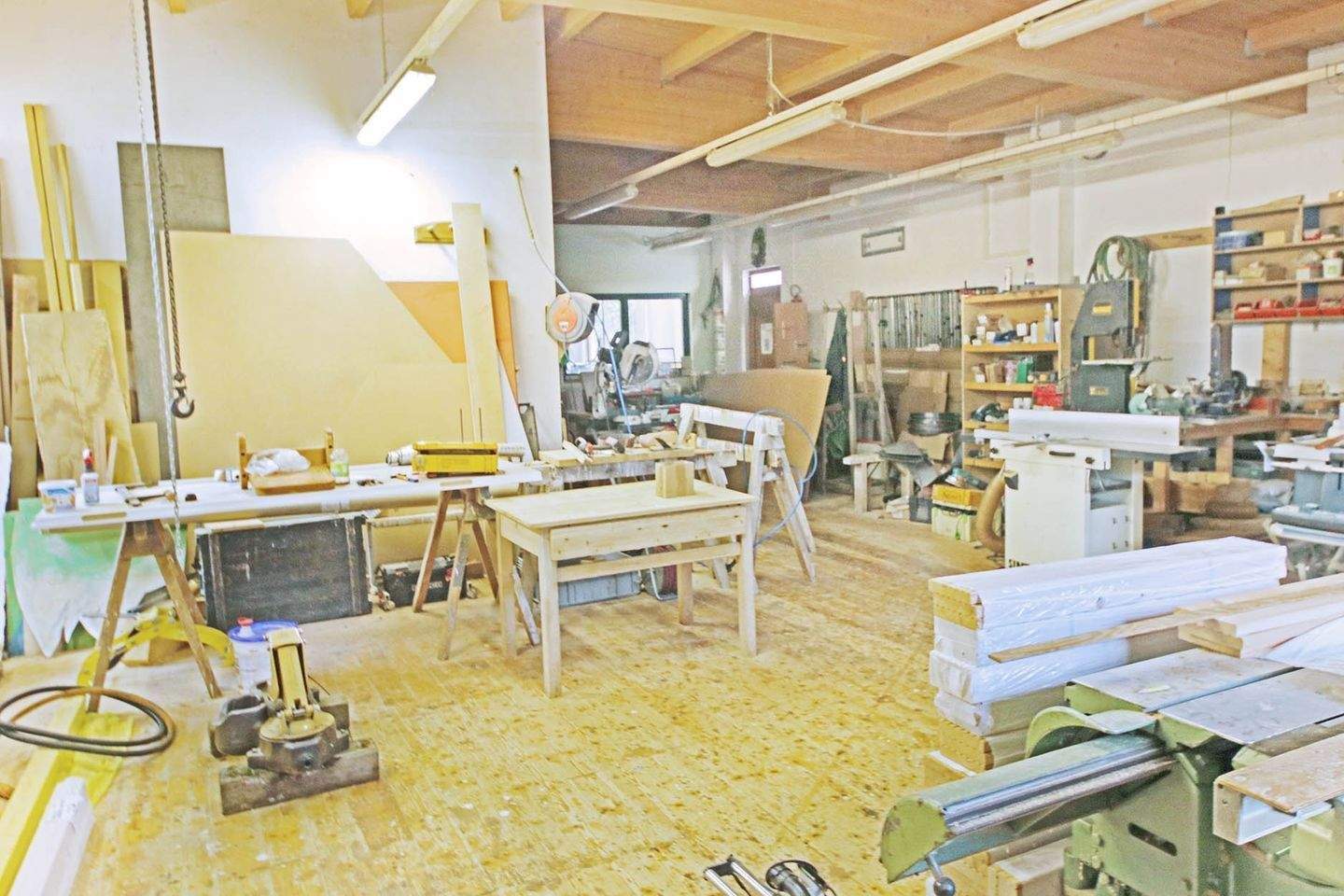 Immobilie in Jessen (Elster) - Mehrfamilienhaus mit 3 Wohnungen und großem Werkstattgebäude in Jessen (Elster) OT Holzdorf - Bild 6