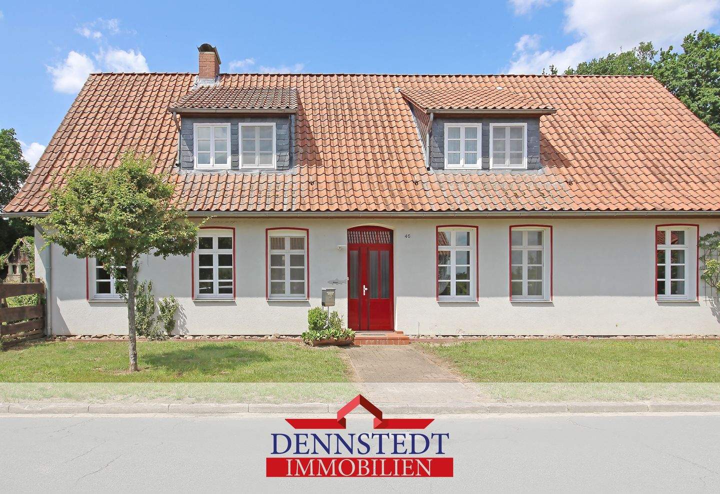 Immobilie in Bergen an der Dumme - Großzügiges Einfamilienhaus mit Nebengebäuden zu verkaufen! - Bild 0