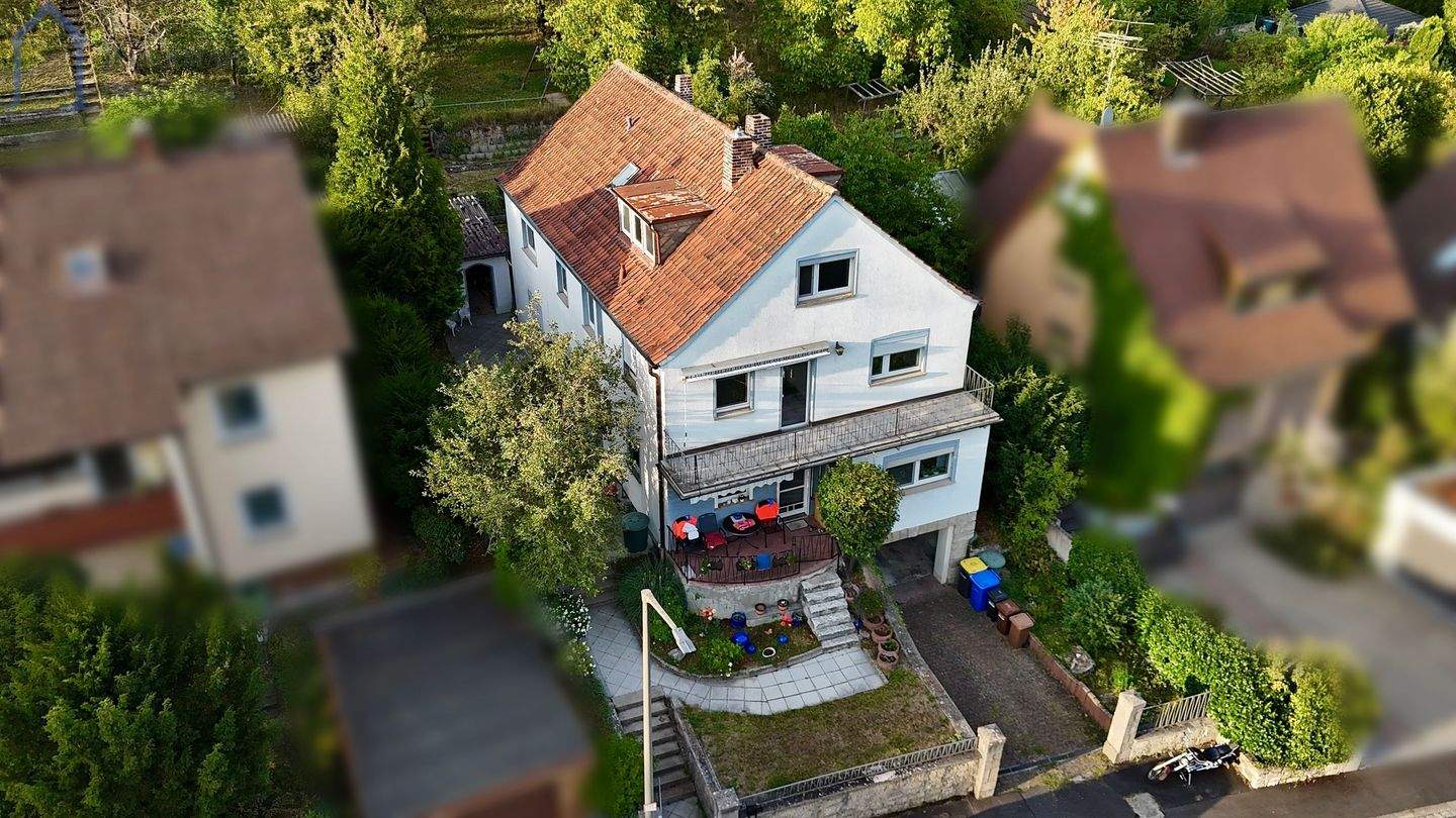 Immobilie in Gerbrunn - Ein Zuhause für Generationen - Mehrfamilienhaus zu verkaufen! - Bild 2