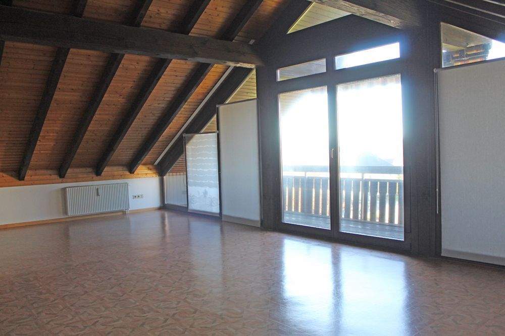 Immobilie in Kulmbach - Ein Haus zum Glücklichsein! Beste Lage - super Aussicht! - Bild 24