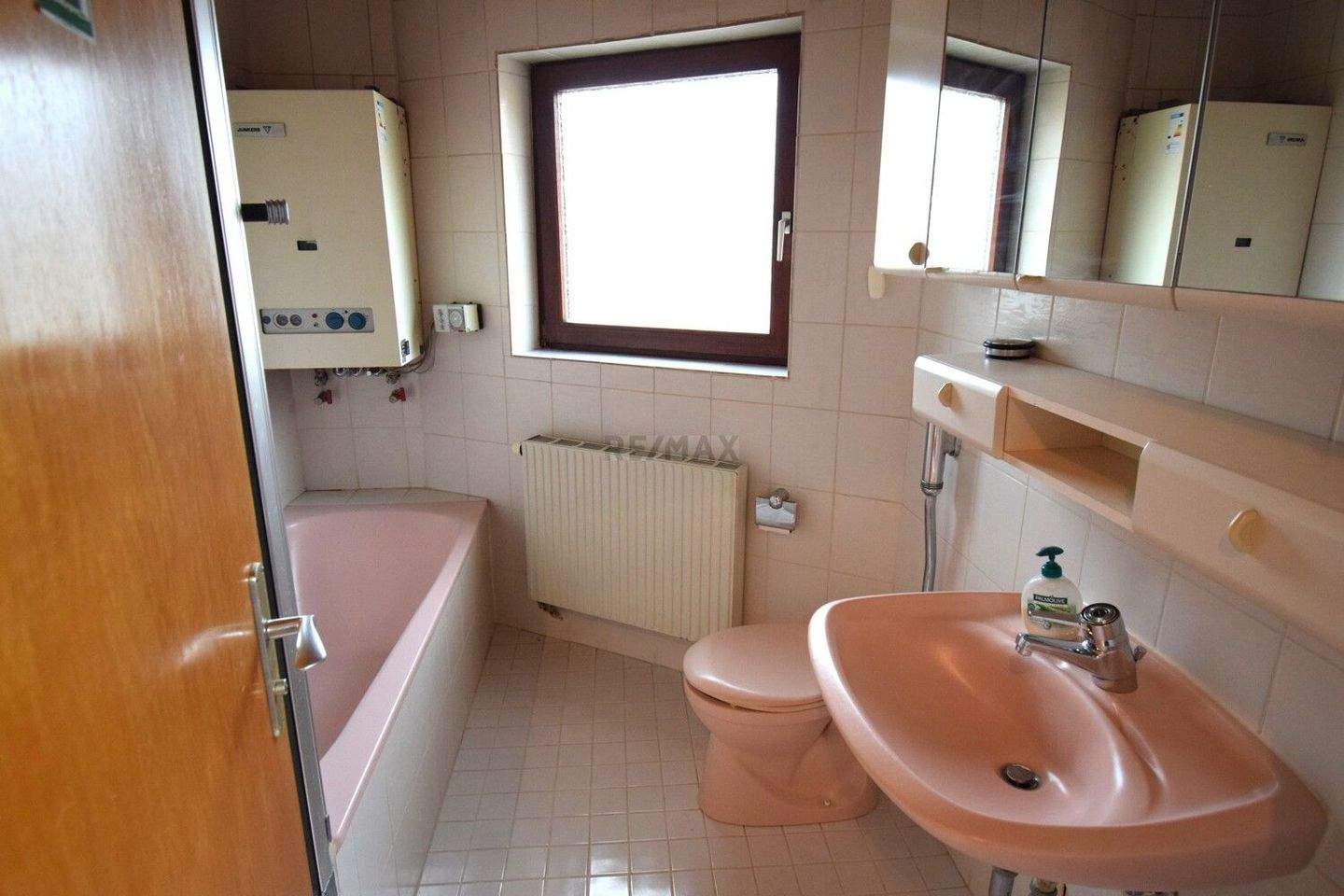 Immobilie in Kuchen - Großzügiges Einfamilienhaus mit Charm – viel Platz für Ihre Wohnideen! - Bild 10