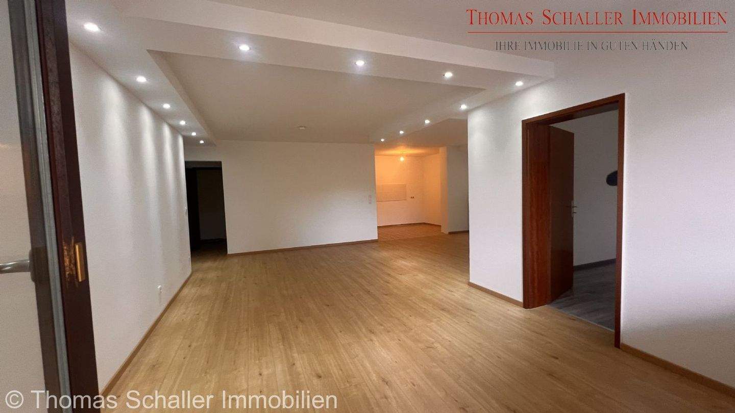 Immobilie in Hemhofen - Schöne 2-Zimmer-Wohnung in Hemhofen bei Erlangen - Großer Wohnraum mit Studiocharakter - Bild 5