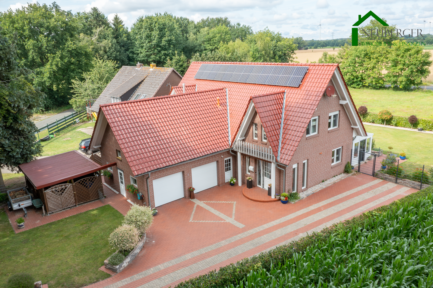 Immobilie in Lastrup - Gepflegtes, großes Einfamilienhaus mit PV-Anlage und Doppelgarage - Bild 0