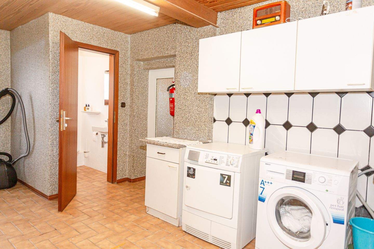 Immobilie in Mastershausen - Charmantes und modernisiertes Familienhaus mit Garge und Garten in Mastershausen, Nähe Kastellaun - Bild 30