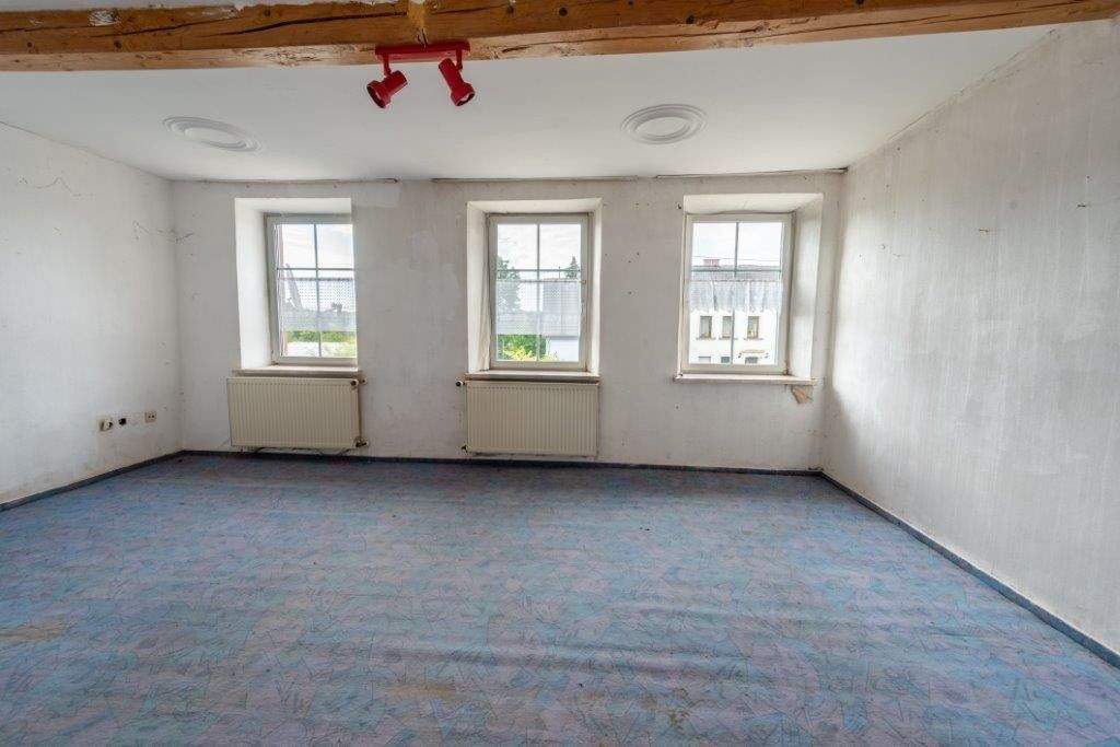 Immobilie in Losheim am See - Das Haus der Schmetterlinge steht in Losheim in der Schachenstraße 12 - Bild 13