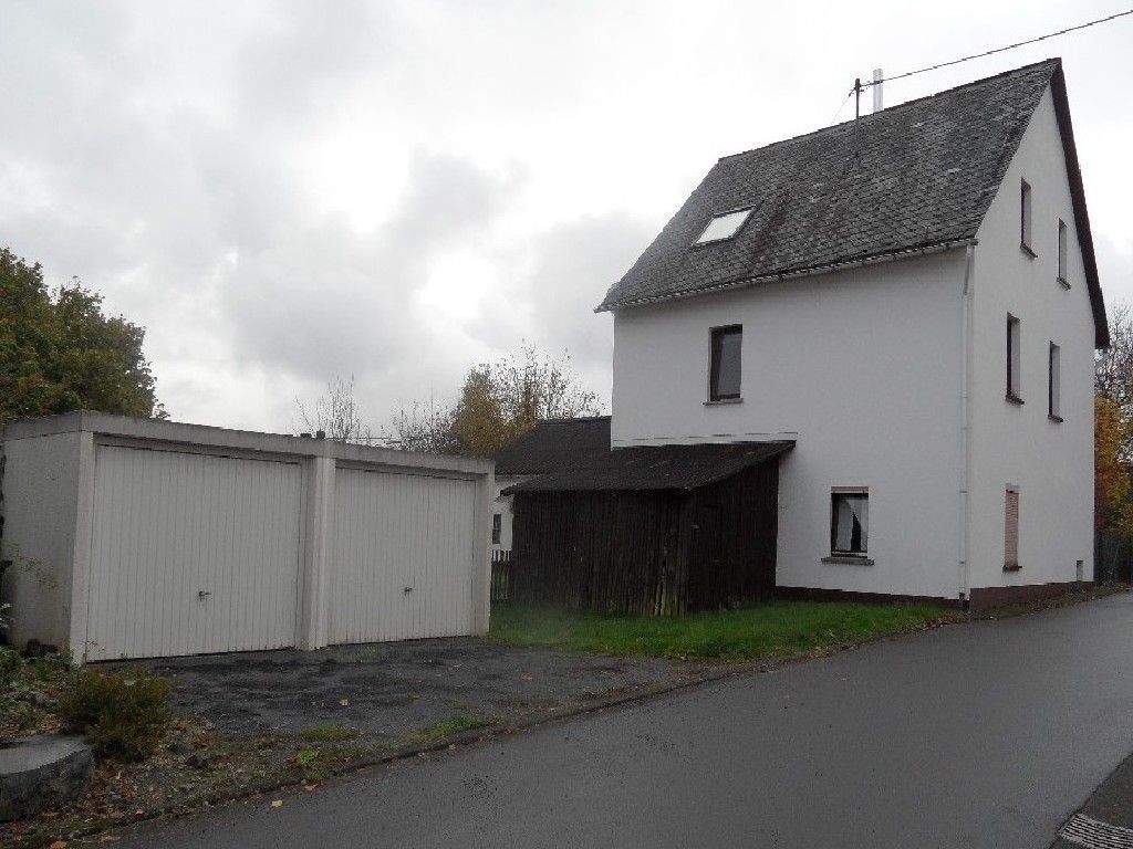 Immobilie in Urbach - URBACH: Das Haus für die Familie mit großen Grundstück, Doppelgarage und Nebengebäuden - Bild 13