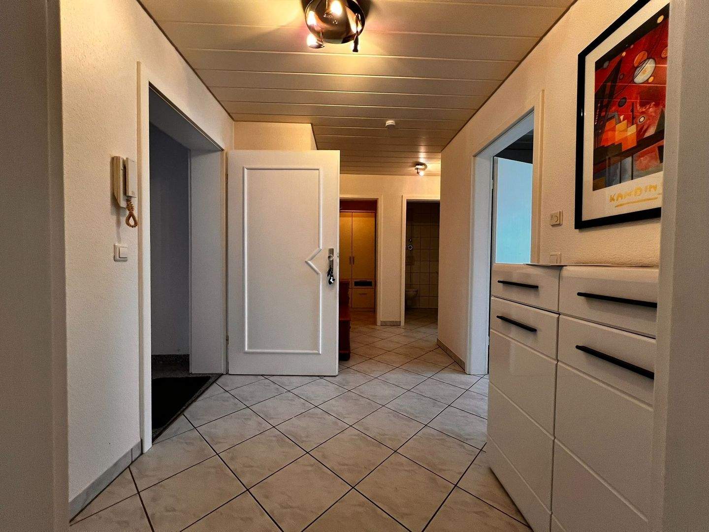 Immobilie in Kämpfelbach - Attraktives Mehrfamilienhaus in Kämpfelbach-Ersingen - gepflegt, flexibel nutzbar und gut angebunden - Bild 7