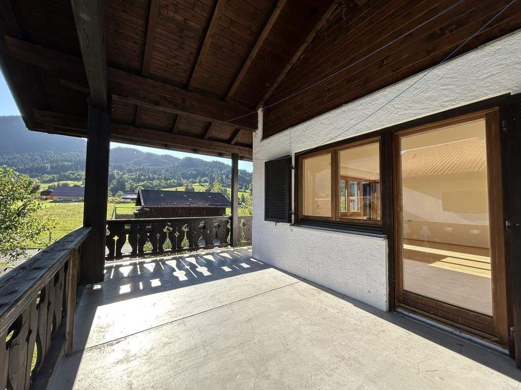 Immobilie in Unterammergau - Geräumige 4-Zi.-Wohnung im I.Obergeschoss - Bild 9