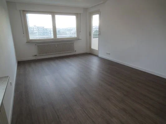 gut geschnittene 2 Zimmerwohnung mit Balkon in ruhiger Lage in Stuttgart-Feuerbach | Wohnung Stuttgart