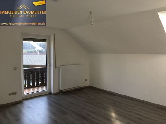 Wohnzimmer Bild 2 - Immobilien Baumeister Neuburg