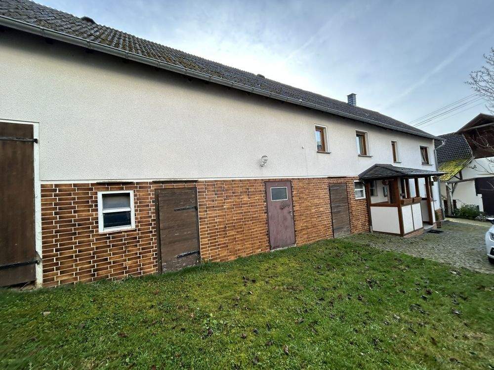 Immobilie in Gieleroth - Großes Bauernhaus mit viel Platz für Sie und Ihre Familie sowie Ihre Hobbies in Gieleroth - Bild 2