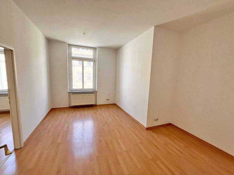 Immobilie in Döbeln - Charmante 3-Raum-Altbauwohnung am Park in Döbeln - Bild 5