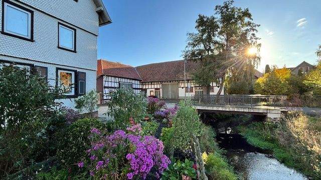 Immobilie in Feldatal - Idyllischer Bauernhof mit angrenzenden Wiesen und direkter Bachlage - Bild 20