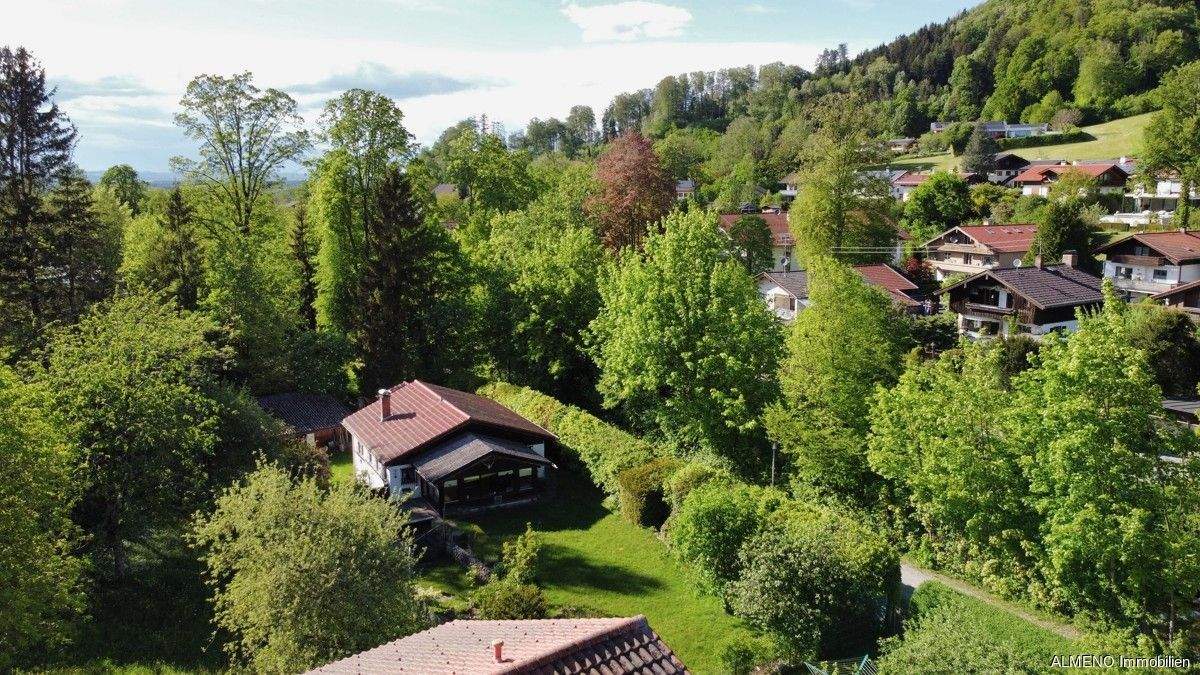 Immobilie in Nußdorf am Inn - Sonniges, ruhiges Baugrundstück mit Altbestand! Inkl. Baubewilligung für ein Einfamilienhaus! - Bild 1