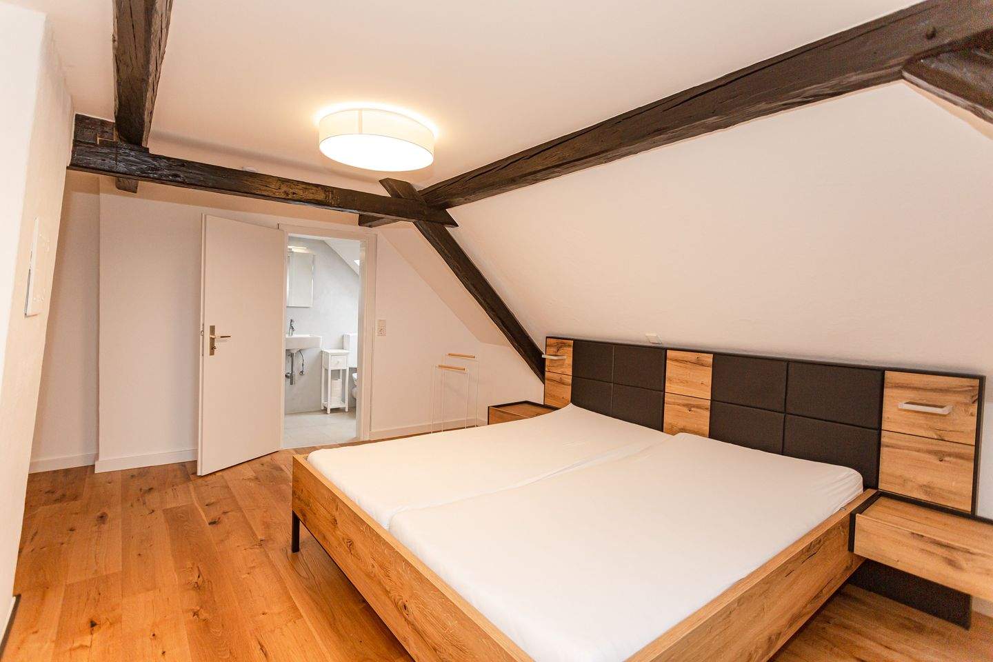 Immobilie in Mastershausen - Charmantes und modernisiertes Familienhaus mit Garge und Garten in Mastershausen, Nähe Kastellaun - Bild 26