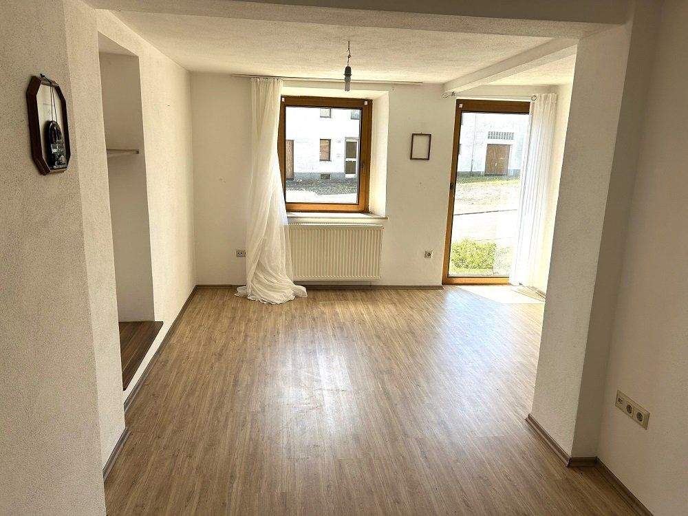 Immobilie in Altrich - zwei Wohnhäuser und rd. 20.000 qm Land direkt am Haus (Nähe zur Stadt Wittlich 5 km) - Bild 12