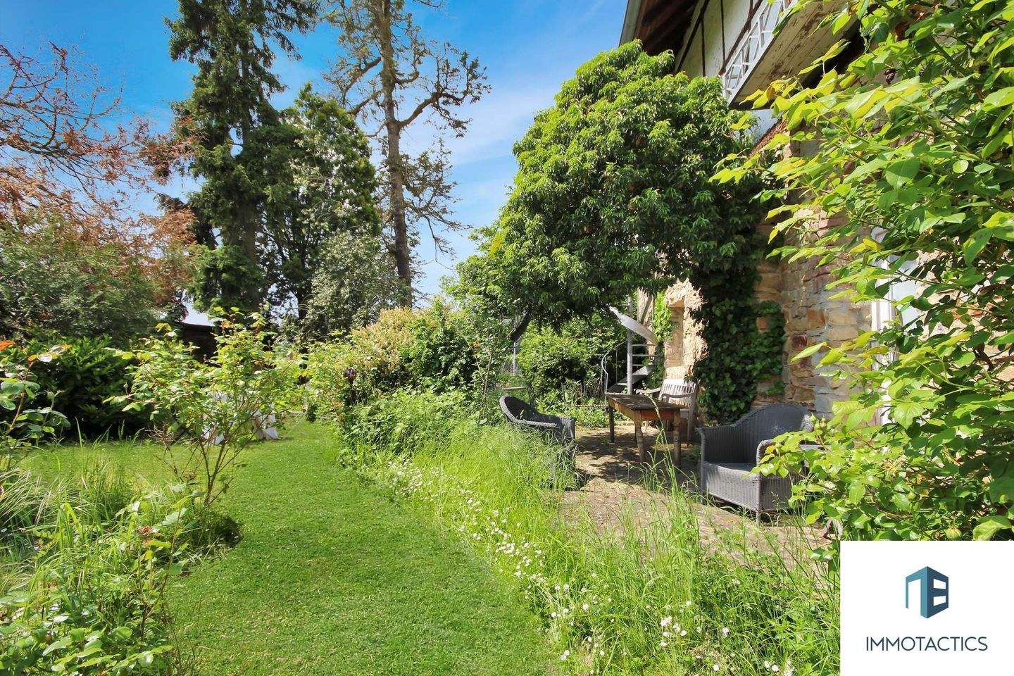 Immobilie in Dörrebach - Stilvolles Kulturanwesen mit Scheunenhaus, Gewölbekeller, idyllischem Garten & Eventbereich - Bild 28