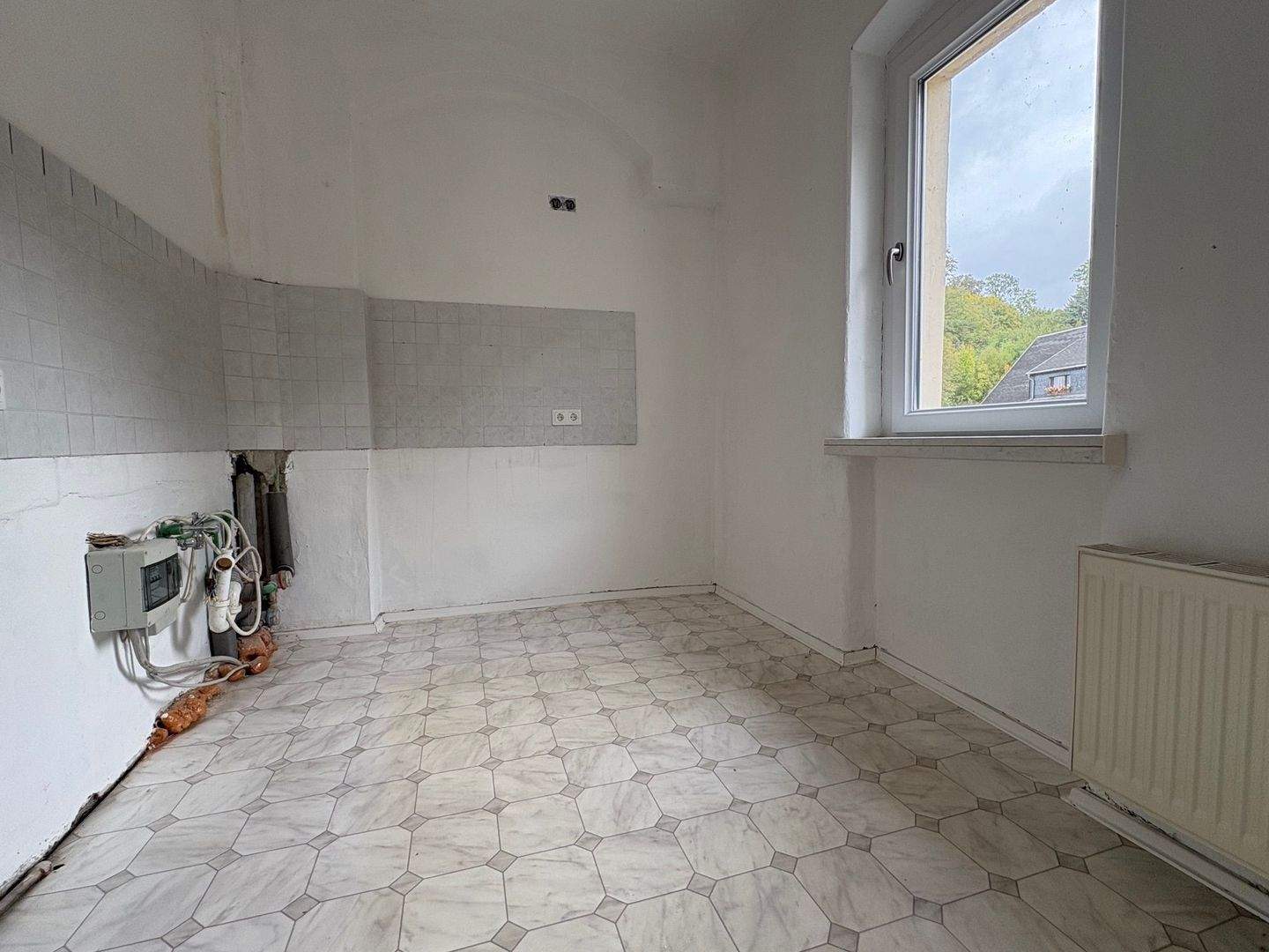 Immobilie in Freital - Ehemaliges 3-Fam.-Haus Nähe Freitaler Klinikum, aktuell zwei schönen Wohnungen sowie attraktive Gewerberäume - Bild 15