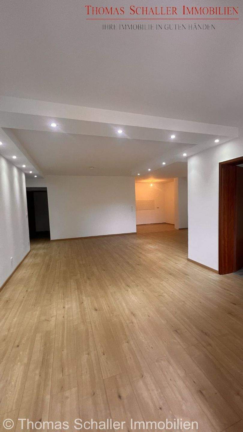 Immobilie in Hemhofen - Schöne 2-Zimmer-Wohnung in Hemhofen bei Erlangen - Großer Wohnraum mit Studiocharakter - Bild 13