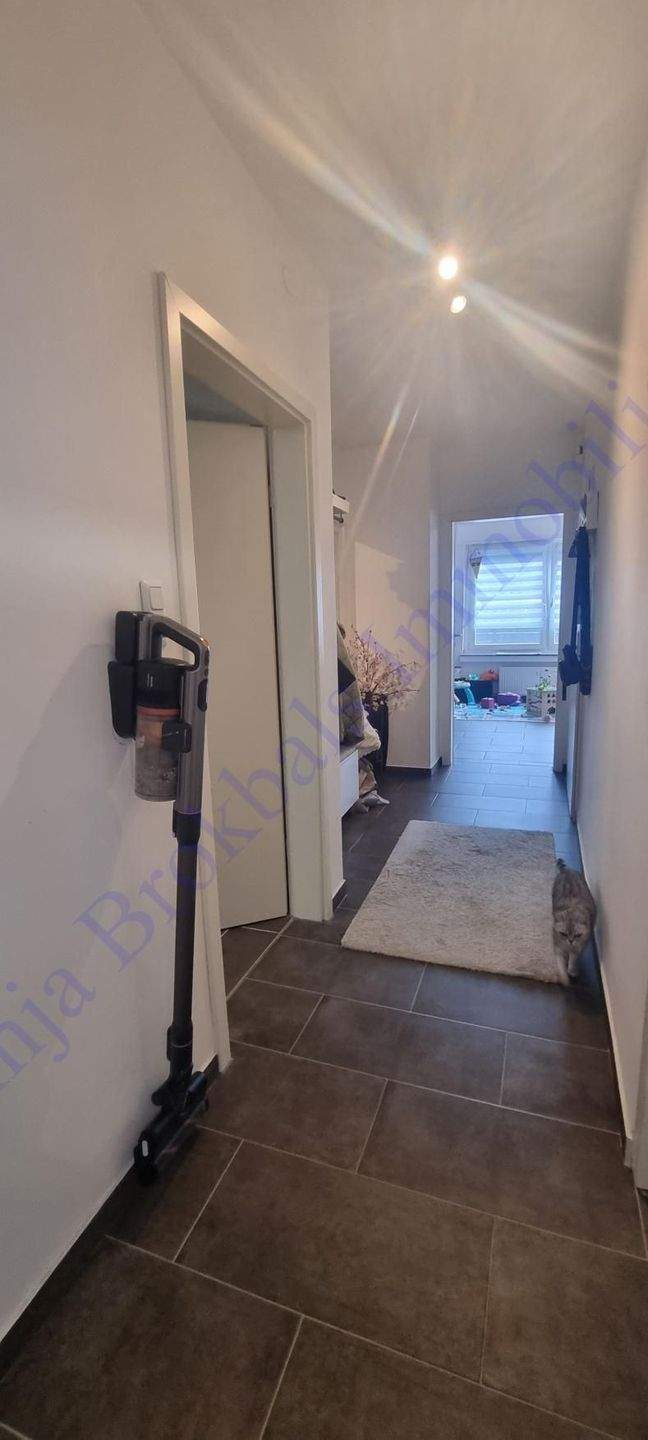 Immobilie in Harsewinkel - Zweifamilienhaus mit ausgebautem DG und mit 3 Garagen in Harsewinkel, provisionsfrei für Käufer - Bild 8