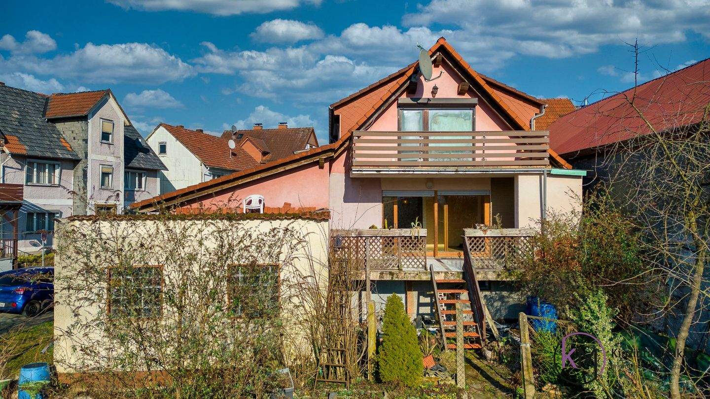 Immobilie in Bad Soden-Salmünster - ++ PROVISIONSFREI ++ "ENTFALTEN SIE IHRE WOHNTRÄUME" Großzügiges Mehrgenerationenhaus mit Gestaltungsspielraum! - Bild 3