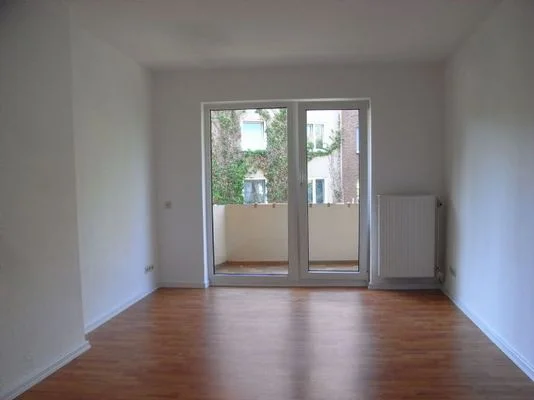 2,5-Zimmer-Wohnung mit Süd-Balkon, EBK / TUHH-Nähe | Wohnung Hamburg