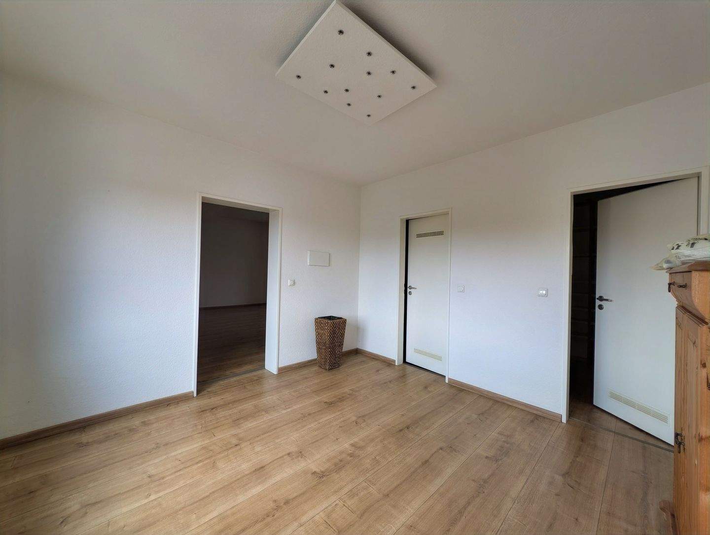 Immobilie in Korbach - Traumhafte Altbauwohnung in Korbach – frisch modernisiert und sofort bezugsbereit - Bild 10