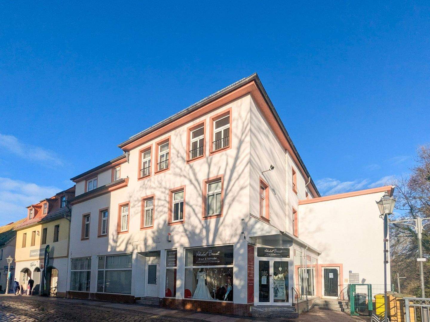 Immobilie in Delitzsch - MFH mit sicheren Mieteinnahmen in bester Lage! -  5,6% IST-Rendite - voll vermietet! - Bild 1