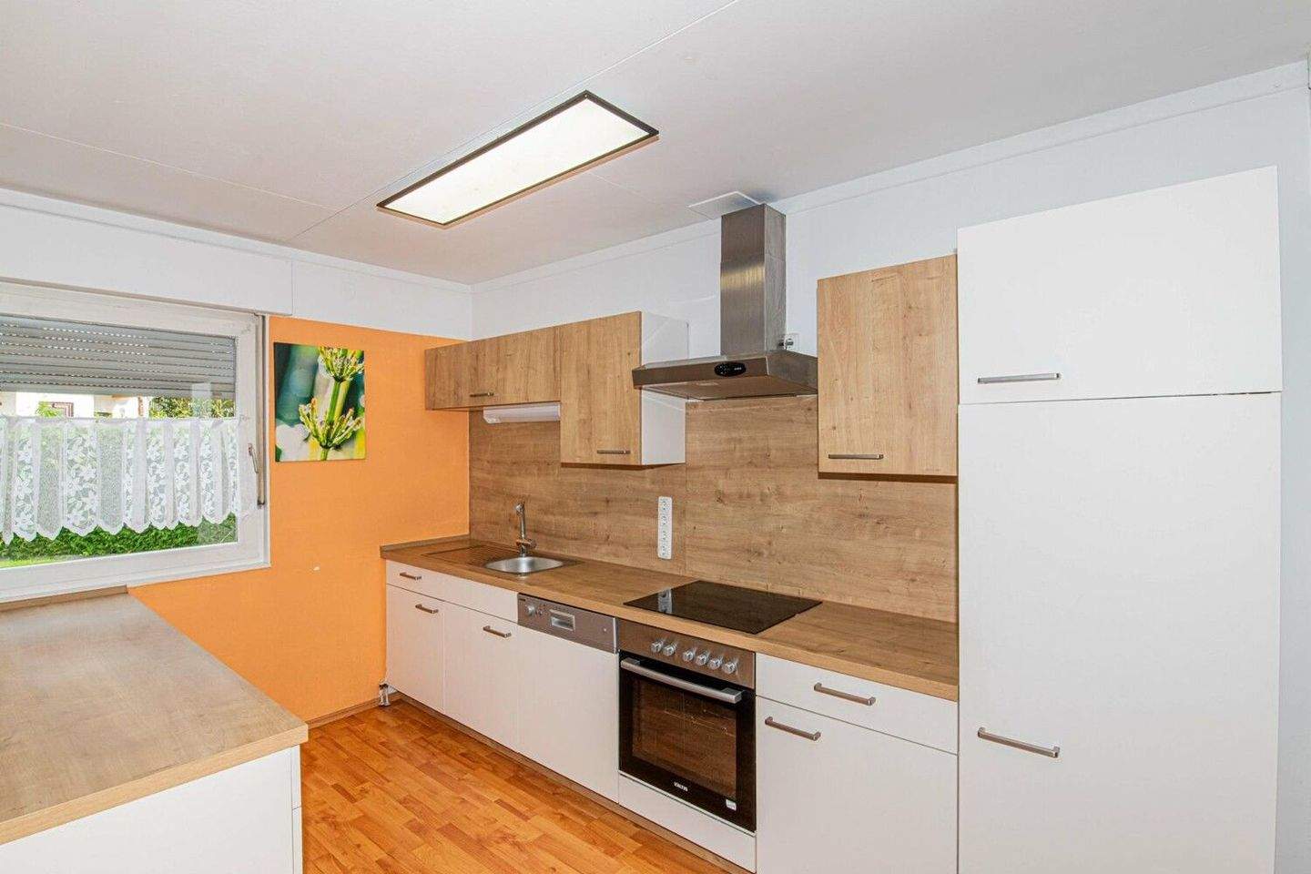 Immobilie in Furth im Wald - Familienfreundliches Einfamilienhaus mit offenem Wintergarten und herrlicher Gartenanlage - Bild 16