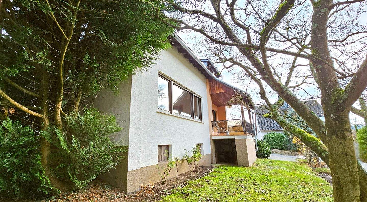 Immobilie in Bullay - Sehr gepflegtes Einfamilienhaus mit Garage, Garten und Balkon in Bullay/Mosel - Bild 6