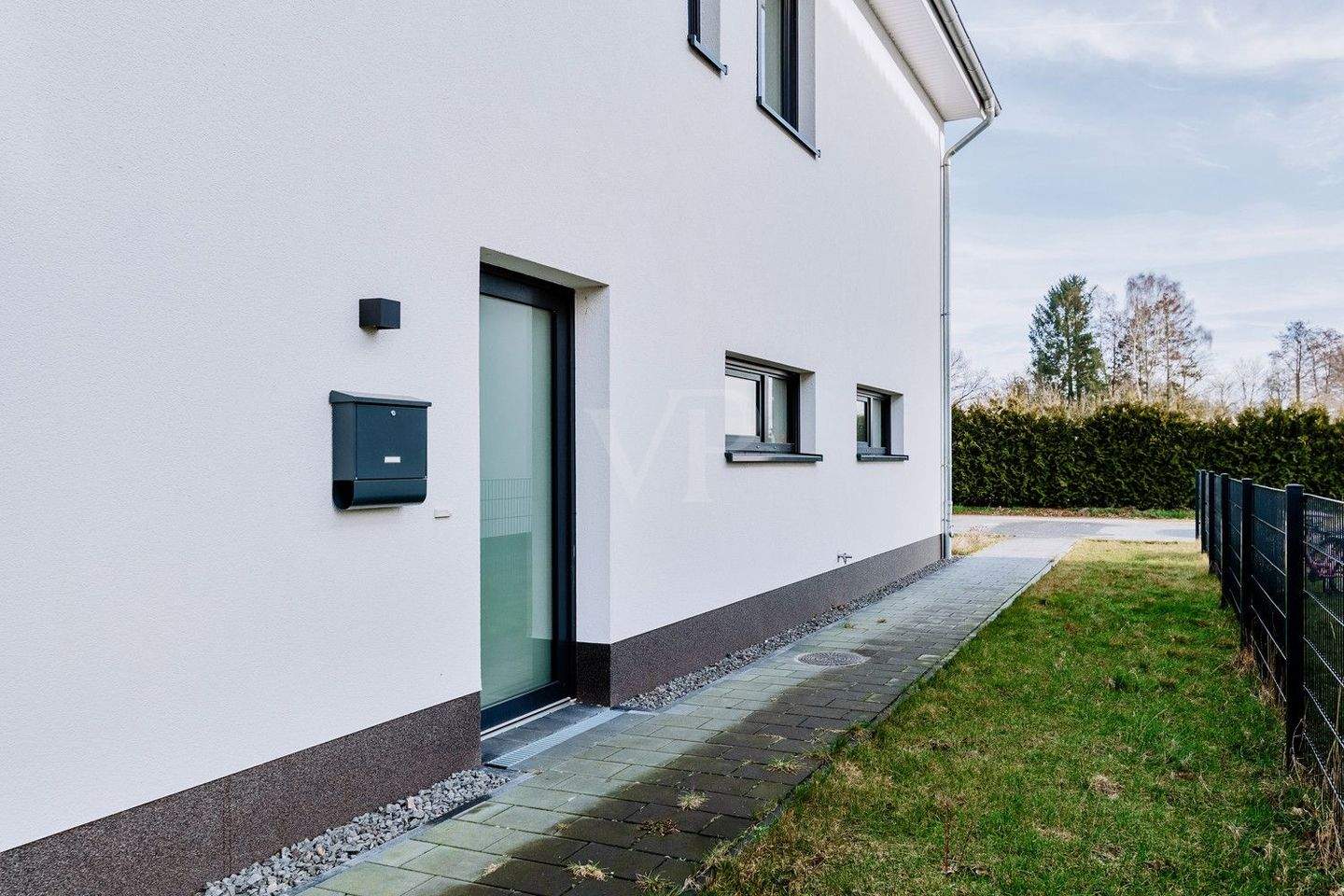 Immobilie in Echem - Stilvolle Doppelhaushälfte mit hochwertiger Ausstattung und energieeffizientem Wohnkomfort - Bild 2