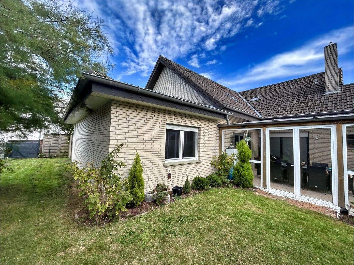 Immobilie in Wadersloh - Großzügiges Zweifamilienhaus in Wadersloh - Bild 0