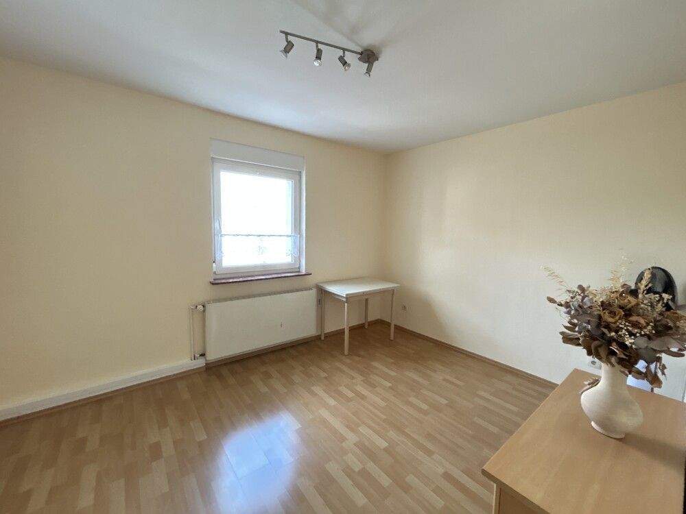 Immobilie in Sulzbach am Main - Charmantes Wohnhaus mit Garage und schönem Hof - Bild 17