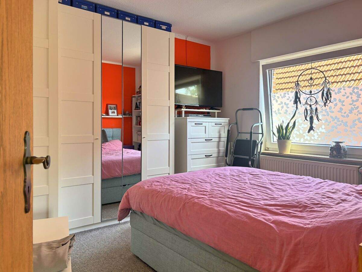 Immobilie in Wiesmoor - Teilsaniertes Landhaus mit Einliegerwohnung, Nebengebäude und über 4 ha Weideland in Wiesmoor - Bild 27