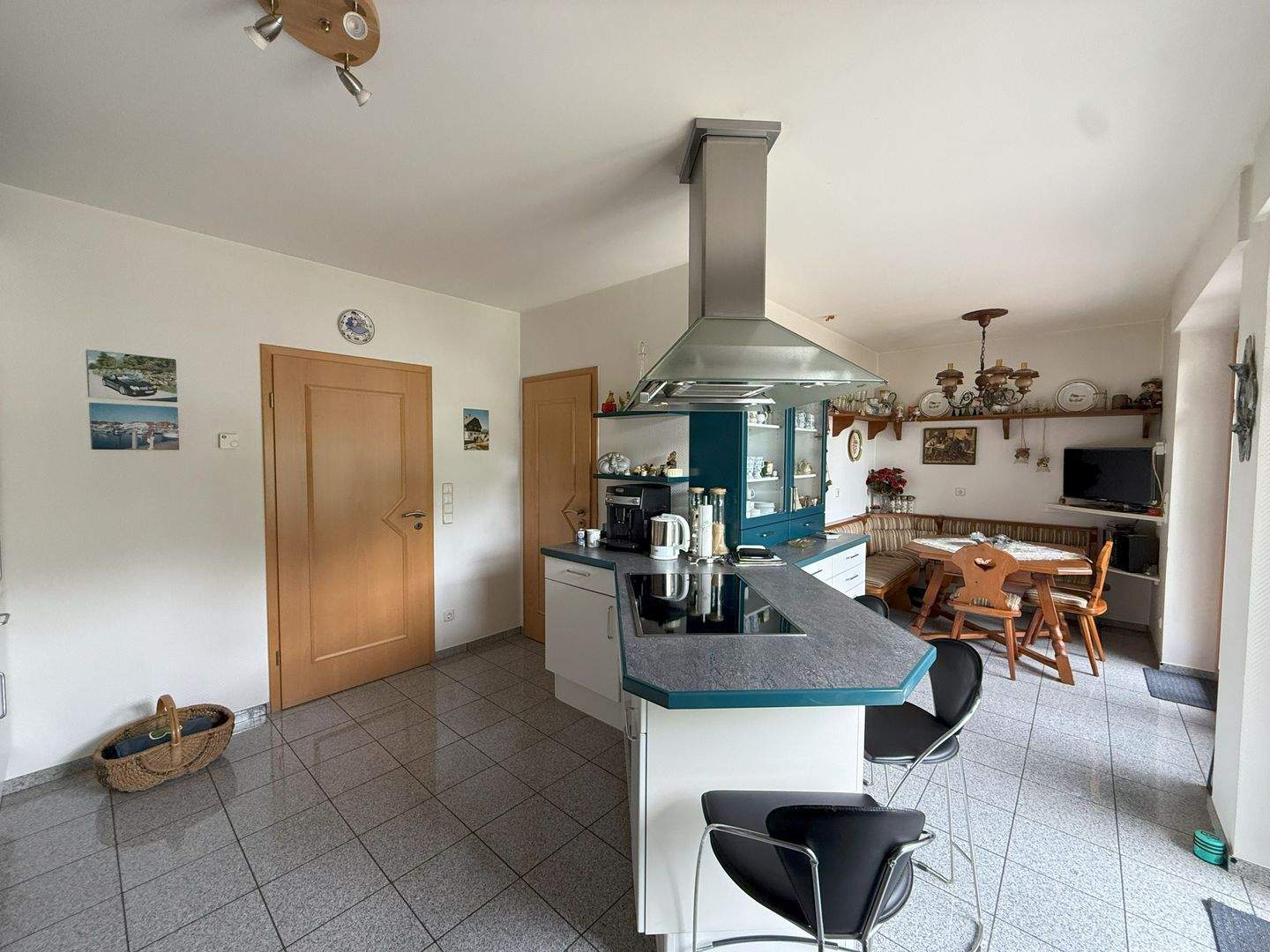 Immobilie in Altenkirchen - Villa mit zwei Luxuswohneinheiten in der ersten Reihe zum Wasser… - Bild 7