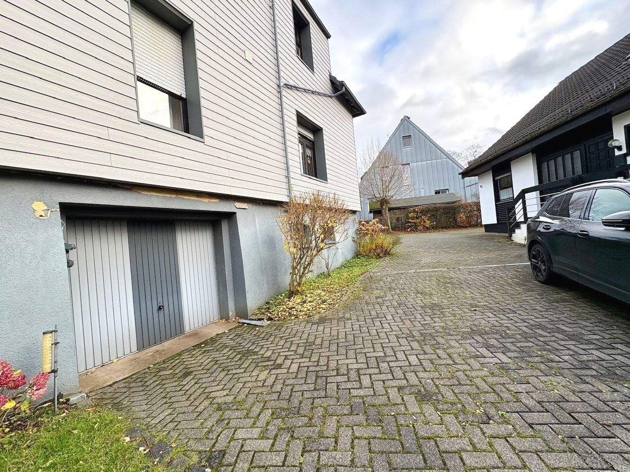 Immobilie in Halver - Historisches Zweifamilienhaus in Halver - Eine Kombination aus Eigennutzung und gesicherter Mieteinnahme - Bild 5