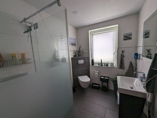Wohnung 2 - Badezimmer saniert