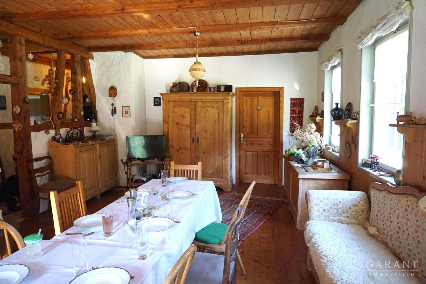 Immobilie in Loßburg - Charmante Erdgeschoss-Wohnung in idyllischer Alleinlage mit Terrasse und Gartenanteil - Bild 3