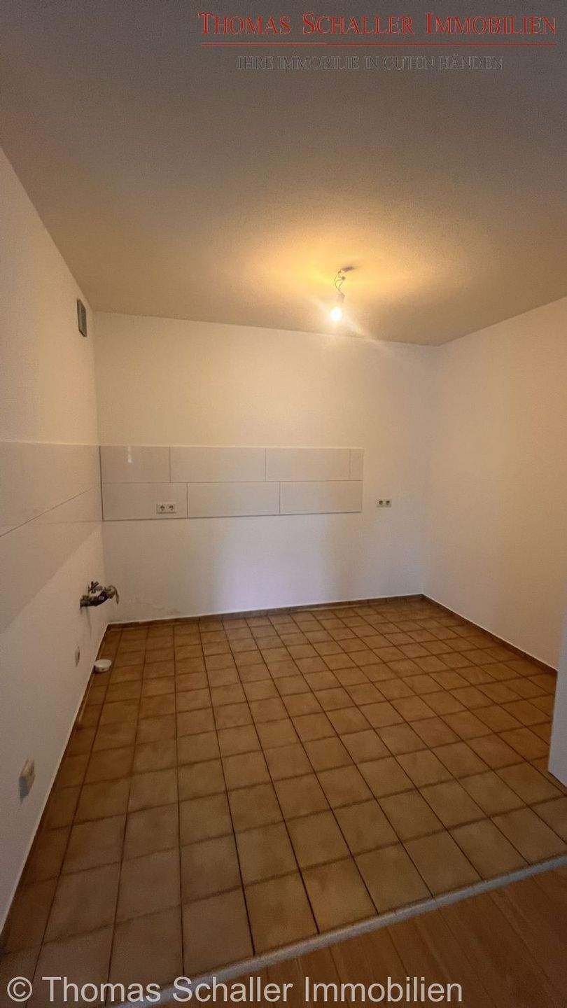 Immobilie in Hemhofen - Schöne 2-Zimmer-Wohnung in Hemhofen bei Erlangen - Großer Wohnraum mit Studiocharakter - Bild 12