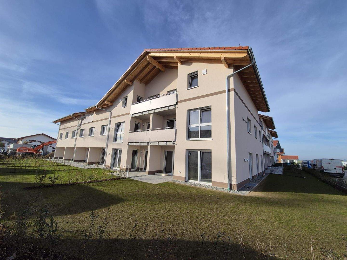 Immobilie in Feichten an der Alz - PROVISIONSFREI - Neubauwohnungen im Vierseithof Mankham: Whg. 17 - 2-Zi-Wohnung vor Alpen und Chiemsee - Bild 2