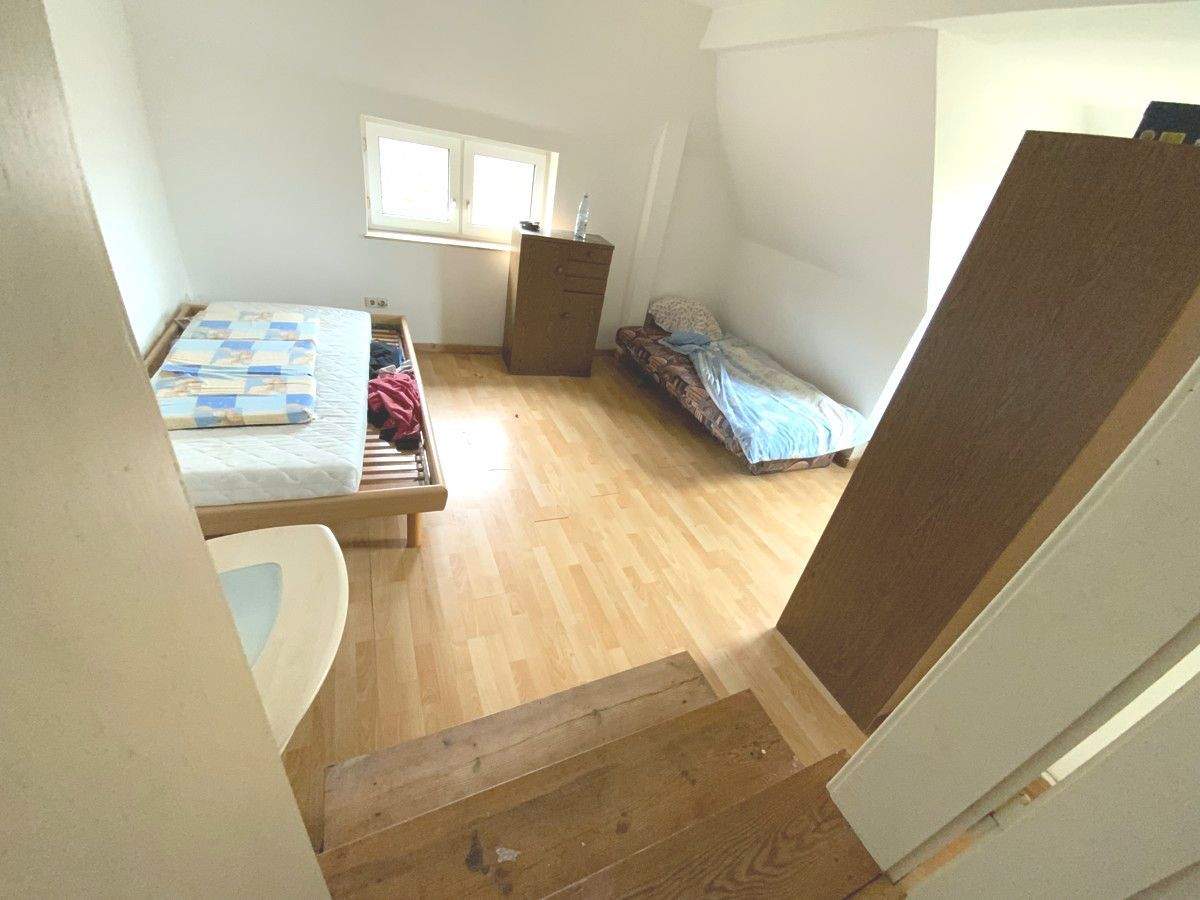 Immobilie in Suderburg - Attraktives Haus mit Zwei Wohneinheiten, Bürogebäude + Stallungen - Bild 21