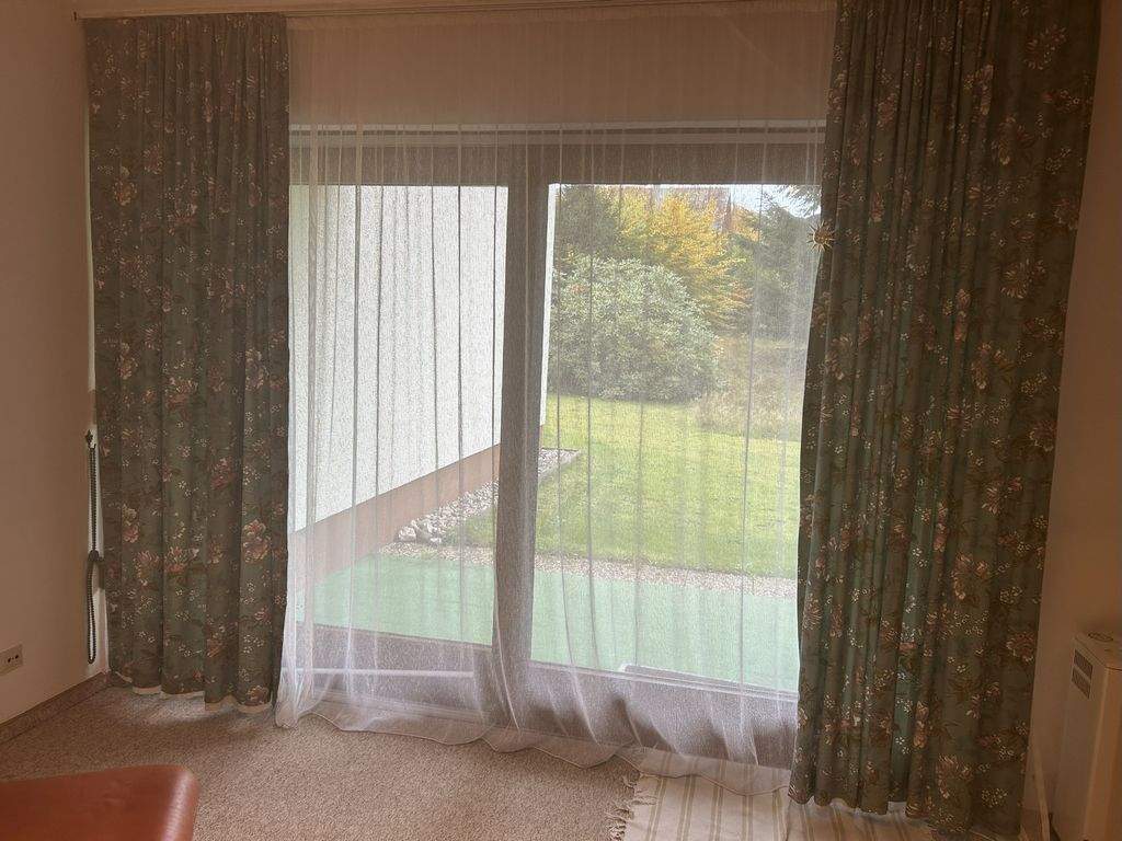 Immobilie in Immenreuth - Gepflegtes 1-Zi-Appartment einer Ferienanlage mit EBK, Lounge & Stellplatz - ruhig in Natur & Wald - Bild 2