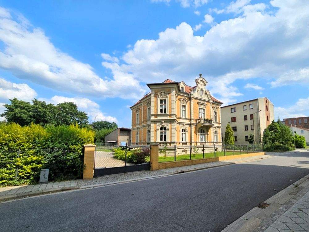 Immobilie in Guben - Villa mit 3 Wohneinheiten auf der Sonnenseite Gubens - Bild 2